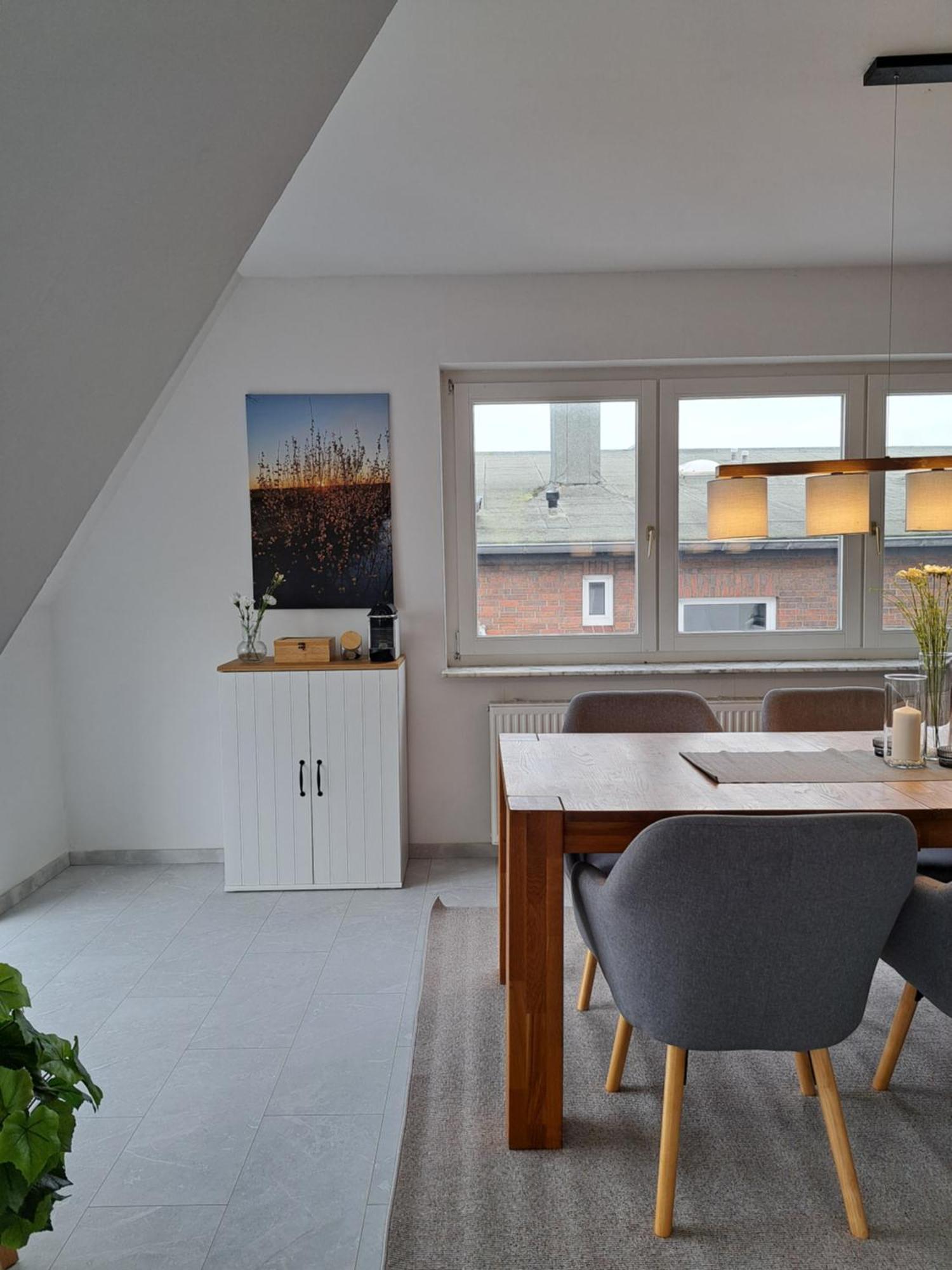 Livora Altstadt Wilhelmshaven - Stilvoll - Zentrumsnah - Tv-Streaming - Balkon - Nordsee - Badewanne Exterior foto